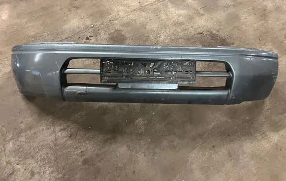 Toyota Land Cruiser (HDJ90) Front bumper
