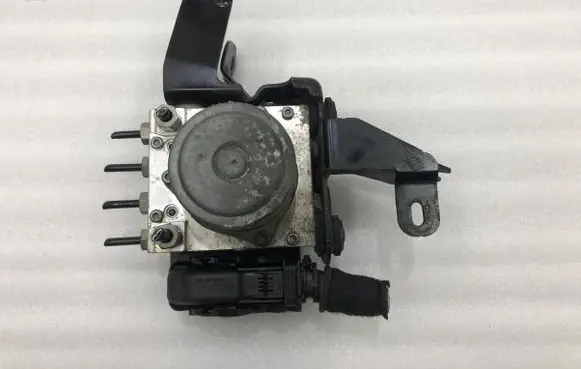 Opel Insignia A ABS Pump