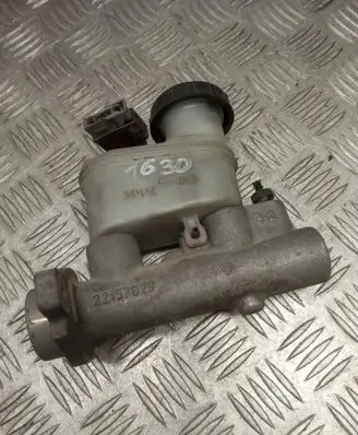 Nissan Almera N16 Master brake cylinder 22157879