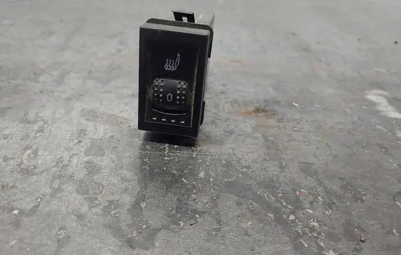Volkswagen Transporter - Caravelle T4 Seat heating switch 7D0963563