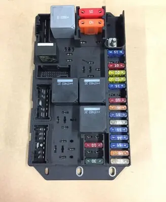 Land Rover Range Rover L322 Fuse module YQE500390 518880000 080123020436