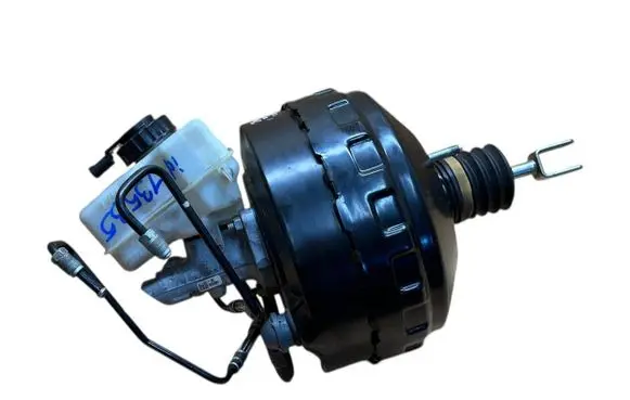 BMW 3 E92 E93 Brake booster 6785648
