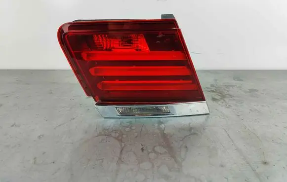 BMW 7 F01 F02 F03 F04 Tailgate rear/tail lights 63217300271 7300271