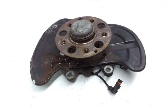 Mercedes-Benz C W204 Front wheel hub spindle knuckle 2043304394 A2044202544 20401