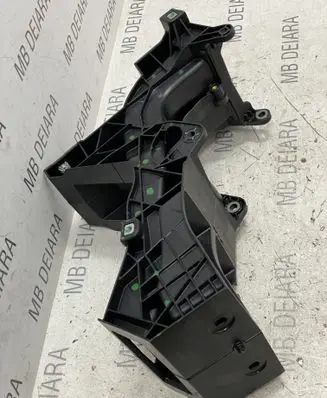 Tesla Model S Other center console (tunnel) element 105733200C