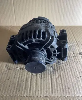 Mercedes-Benz E W212 Generator/alternator A0131546802 A01315468020080