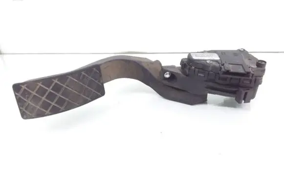 Audi A4 S4 B5 8D Accelerator throttle pedal 8D1721523F 6PV00837603