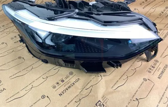 Audi A3 S3 8V Headlight/headlamp