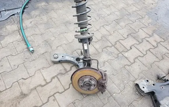 Skoda Fabia Mk3 (NJ) Front wheel hub spindle knuckle