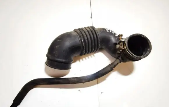 Mitsubishi Lancer X Air intake hose/pipe 1505A188