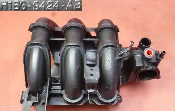 Ford Fiesta Intake manifold H1BG9424AB