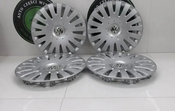 Volkswagen PASSAT B6 R16 wheel hub/cap/trim 3C0601147D