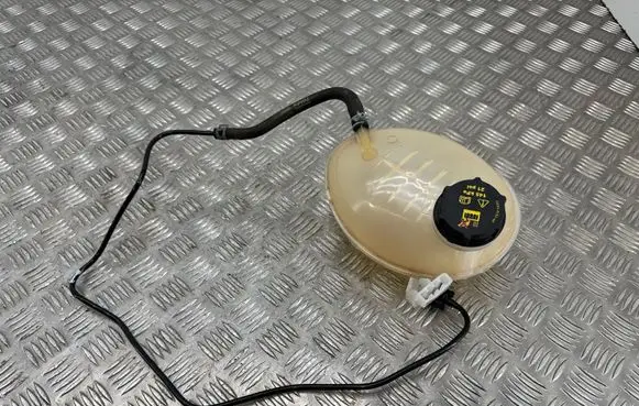 Ford Ecosport Coolant expansion tank/reservoir GN118A080AA