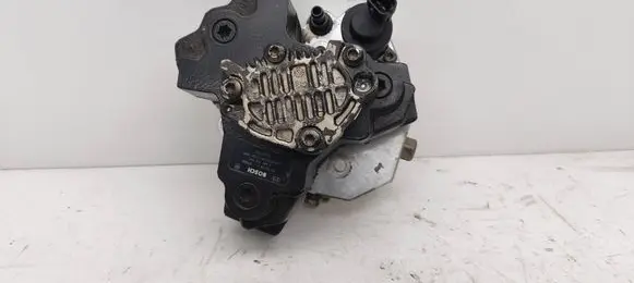 Volvo XC90 Fuel injection high pressure pump 0445010043 079599 8689590