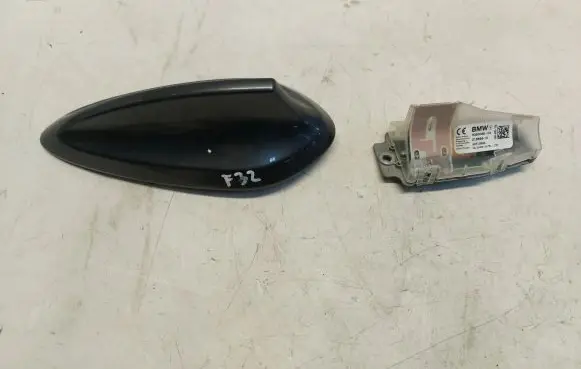 BMW 4 F32 F33 Radio antenna 9253669