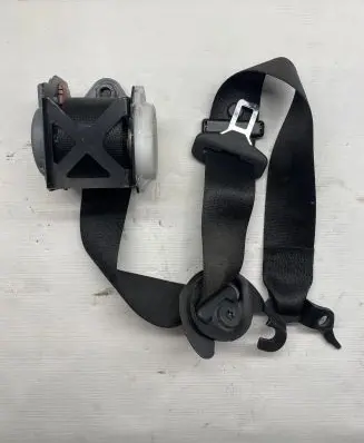 Land Rover Range Rover Sport L320 Front seatbelt 306961300