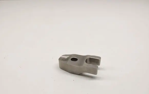 Volvo V60 Fuel Injector clamp holder