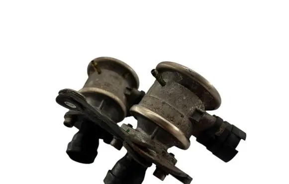 Audi A6 S6 C6 4F Valve 06A131101B 4F0131165A 06A131101D