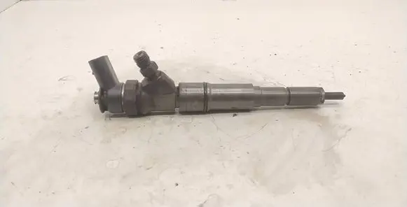 Fuel injector