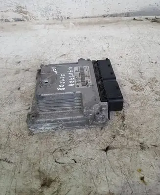 Opel Antara Engine control unit/module 96858577