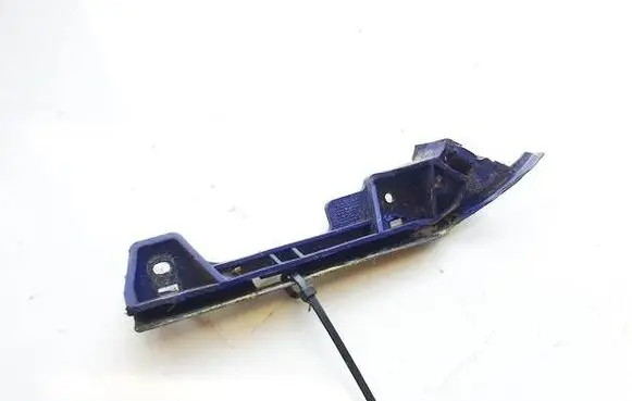 Front bumper mounting bracket