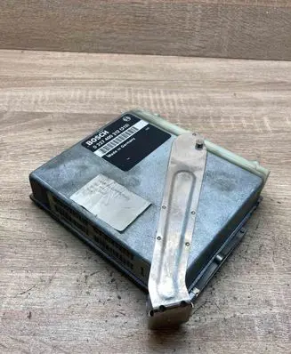 Volvo 850 Engine control unit/module ECU P06842677 0227400212 213