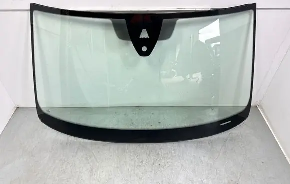 Volkswagen PASSAT B8 Front windscreen/windshield window 3G0845011AT