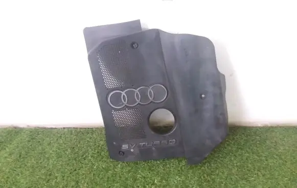 Audi A4 S4 B5 8D Engine cover (trim) 058103724