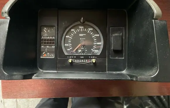Volkswagen Transporter - Caravelle T4 Speedometer (instrument cluster) 701919049D