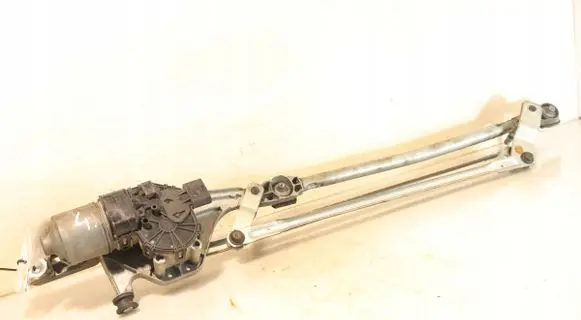 Ford Focus Front wiper linkage and motor 0390241731