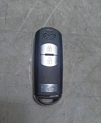 Mazda CX-5 Ignition key/card SKE13E01