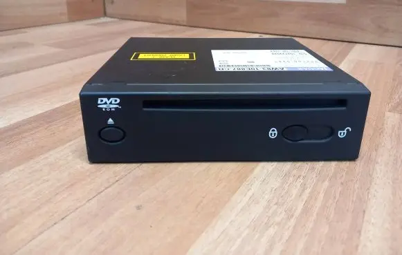 Navigation unit CD/DVD player