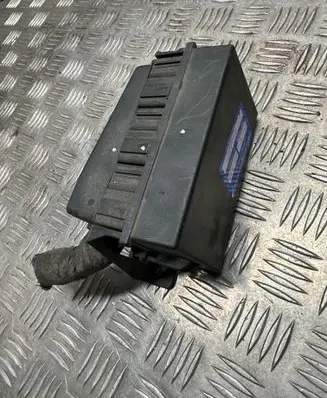 Jeep Grand Cherokee Fuse module