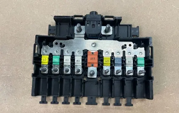 Mercedes-Benz S W223 Fuse box set A2235408344