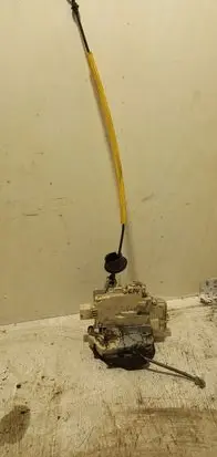 Audi A6 S6 C6 4F Rear door lock 4F0839015