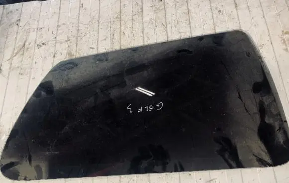 Volkswagen Golf III Rear side window