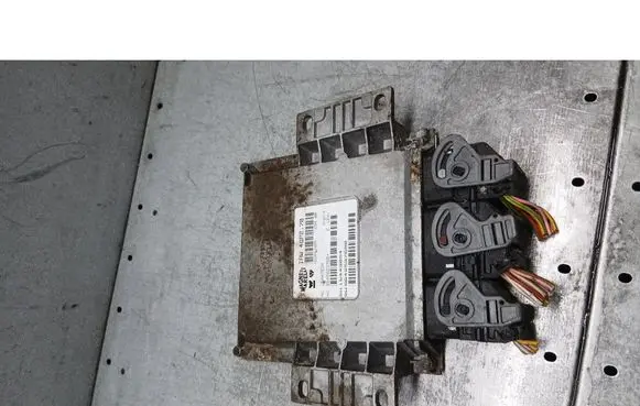 Peugeot 206 CC Engine control unit/module ECU 9642597680