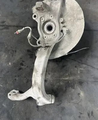 Audi A6 S6 C6 4F Front wheel hub spindle knuckle