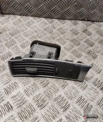 Audi A6 S6 C6 4F Dashboard side air vent grill/cover trim 4f1820901c