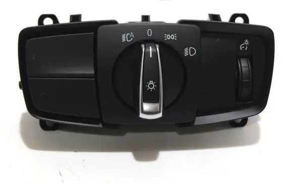 BMW 2 F22 F23 Light switch 6847504 61316847504