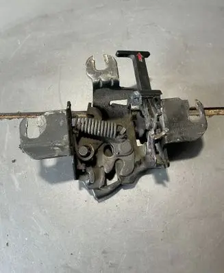Volkswagen Golf IV Engine bonnet/hood lock/catch 1J0823509E