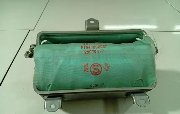 Toyota Corolla E120 E130 Passenger airbag 