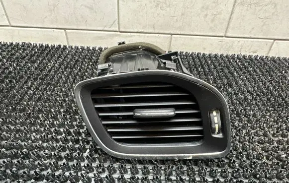 Volvo V60 Dashboard side air vent grill/cover trim 1281852