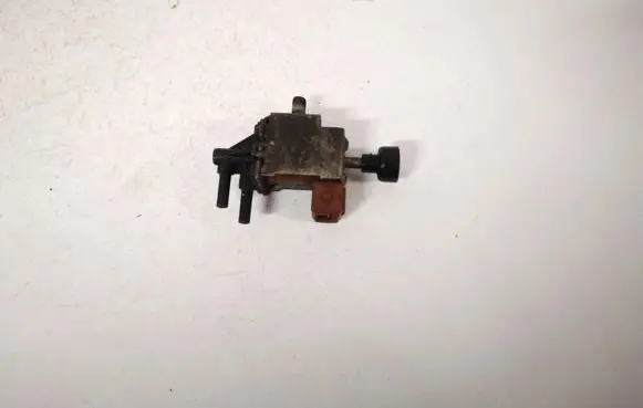 Nissan Maxima Turbo solenoid valve aesa12332 aesa123-32