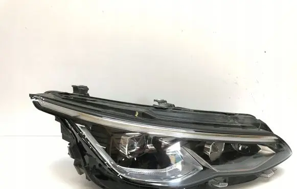 Volkswagen Golf VIII Headlight/headlamp