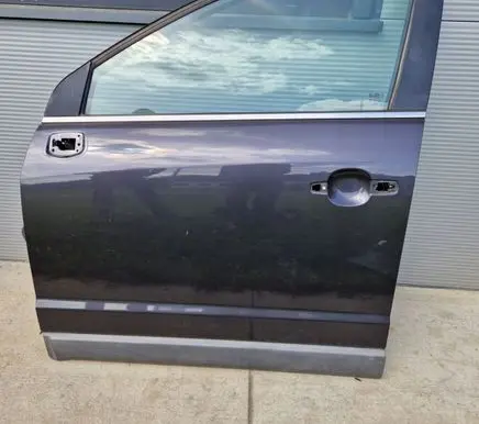 Opel Antara Front door