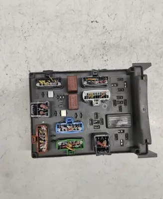 Renault Espace - Grand espace IV Fuse module