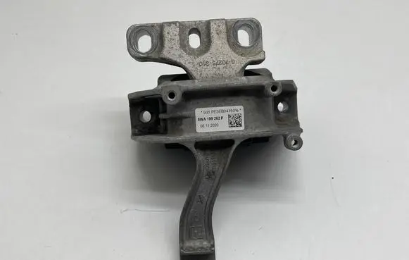 Audi Q3 F3 Engine mount bracket 5WA199262P