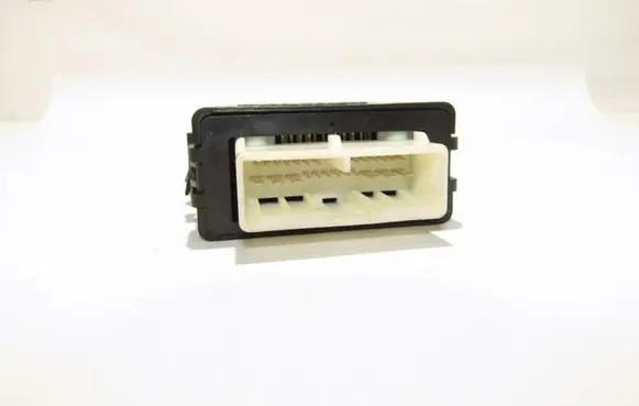 Toyota RAV 4 (XA30) Window wiper relay 8594042020