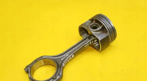 Piston with connecting rod